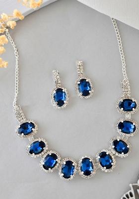 Dark Blue Ad Stone Studded With Dark Blue Stone Choker Set