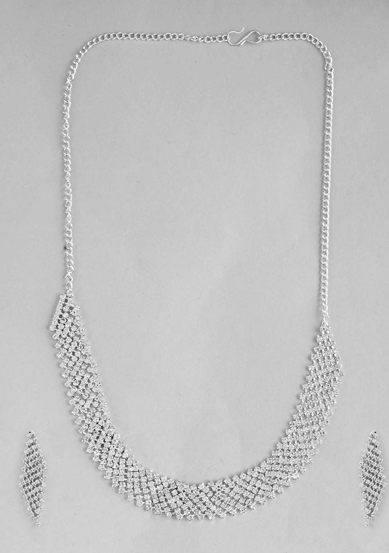 Silver Plated Ad Studded Choker And Earrings Set