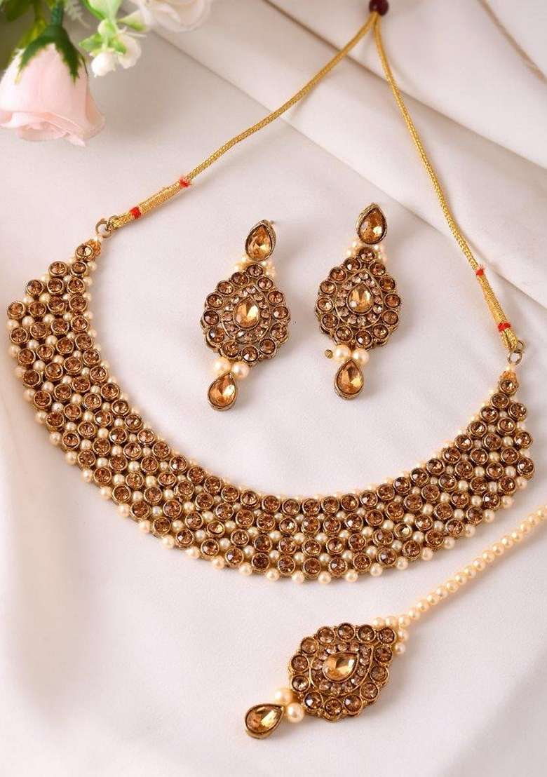 Gold Plated Choker Necklace With Earrings And Managtikka Set - Indya