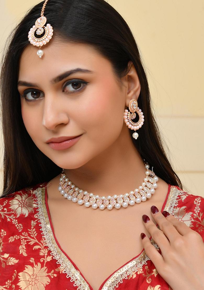 Gold Plated Stone Choker Necklace Set With Maang Tikka