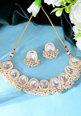 Gold Plated Kundan Studded Choker And Earrings Set