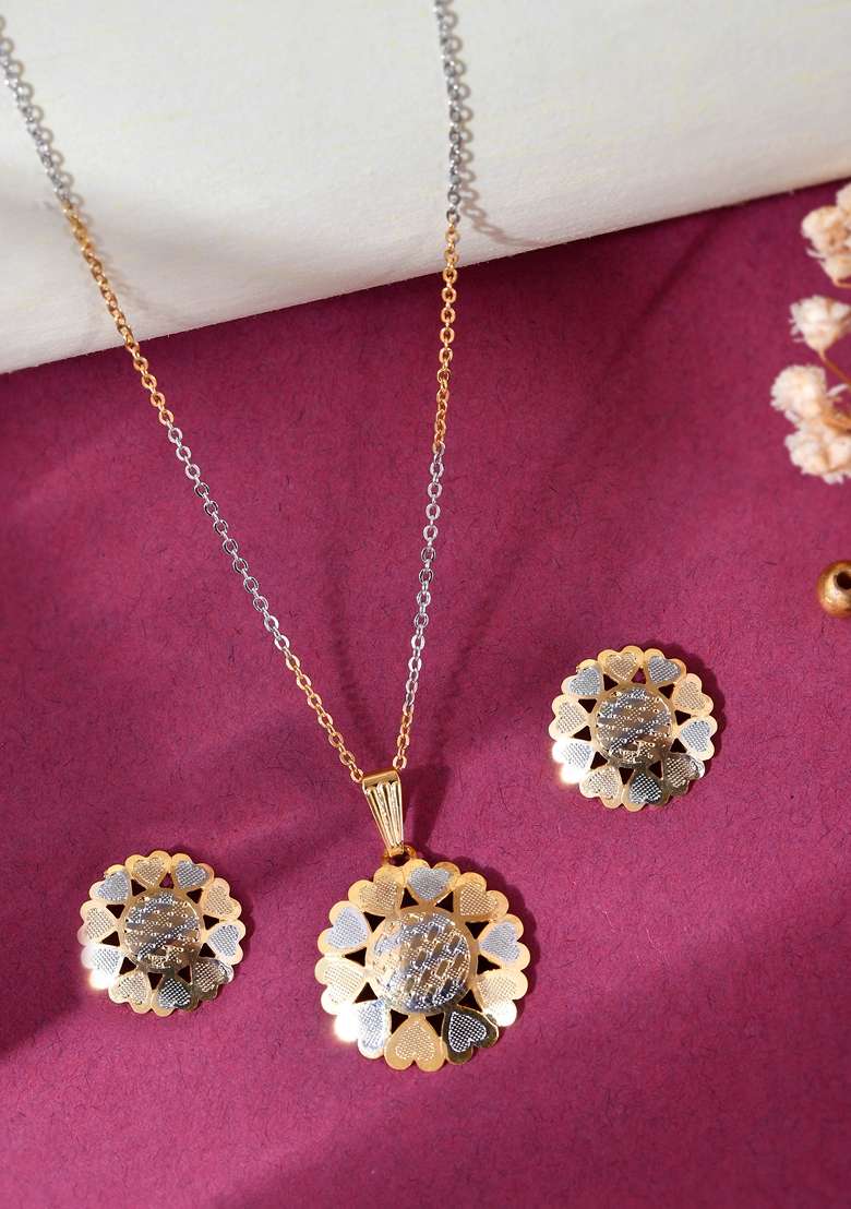 Gold Plated Chain With Flower Shaped Pandent And Earrings - Indya