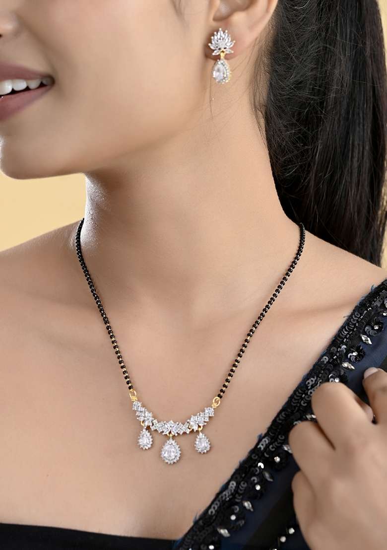 Gold Toned Ad Stone Studded Tear Drop Design Mangalsutra Set - Indya
