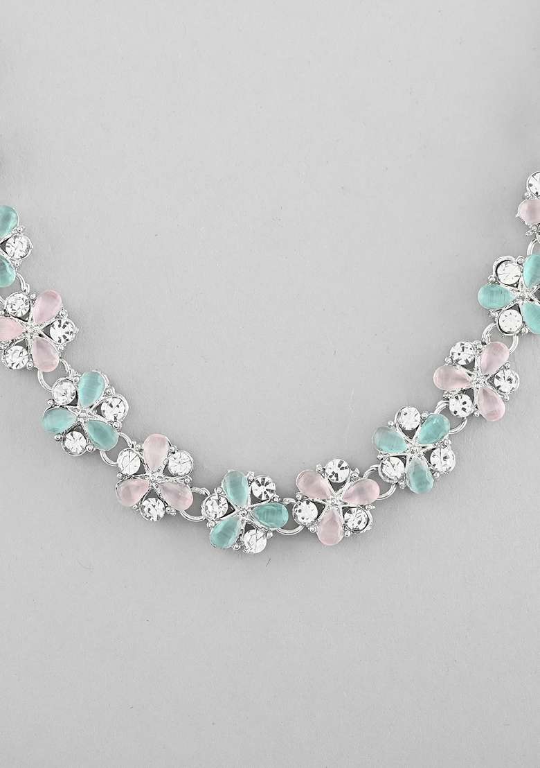 Nude Green And Light Pink Flower Necklace Set With Mangtikka - Indya