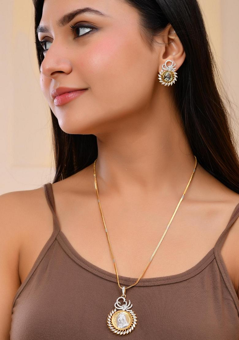 Gold Dual Toned Ad Studded Crown Chain Set