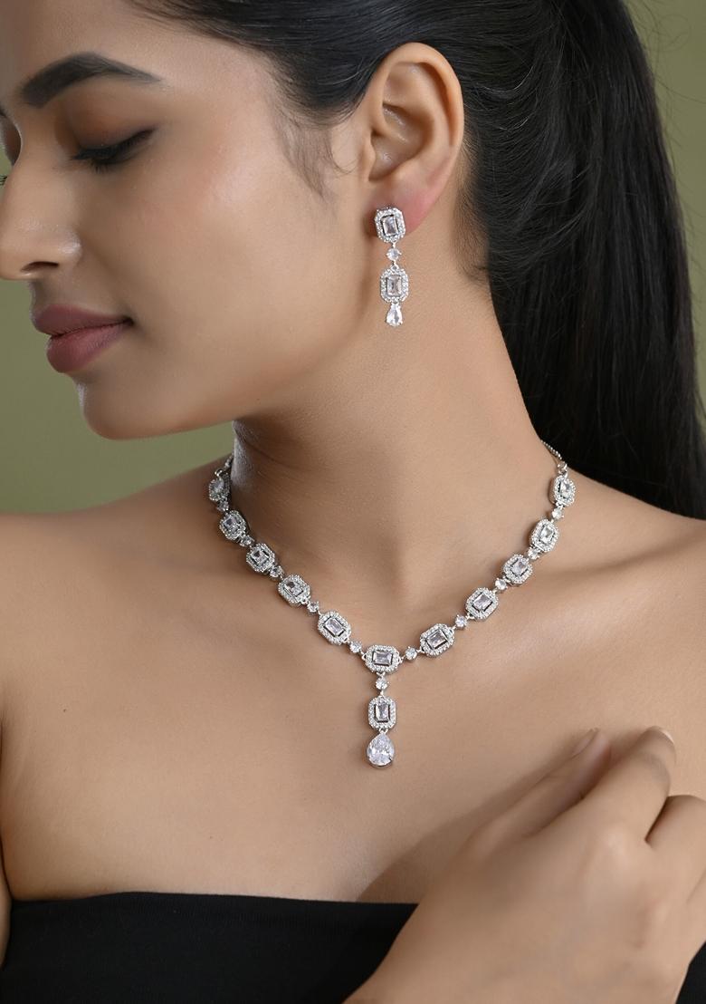 Silver Plated Geometrical Shaped Ad Necklace Set