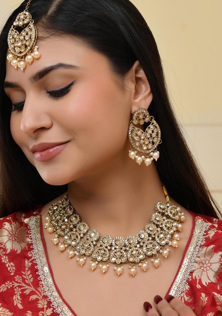 Gold Plated Stone Choker With Earrings And Maang Tikka Set