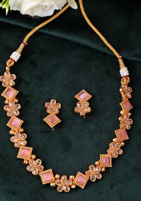 Gold Tone Kundan And Stone Studded Necklace Set