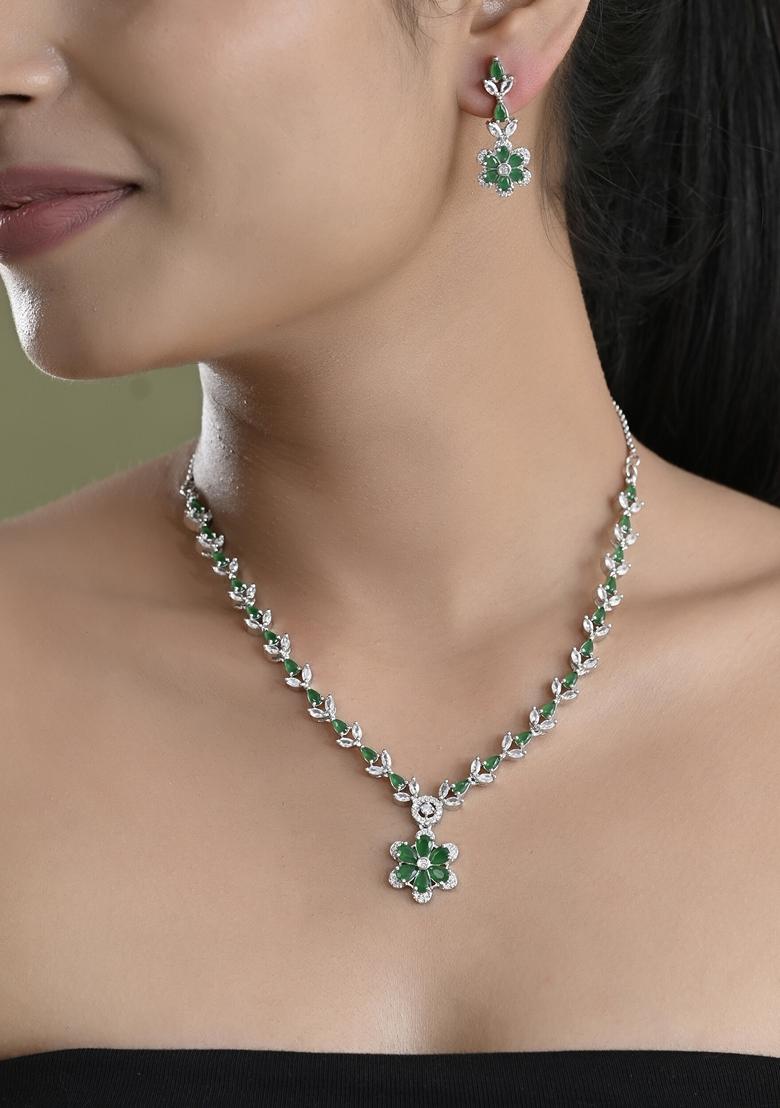Green Green Stone Floral Ad Necklace Set