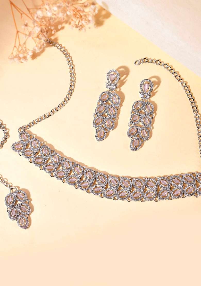 Baby Pink Ad Stone Studded Necklace Set With Mangtikka - Indya