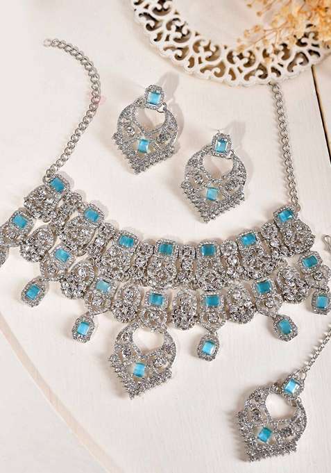 Light Blue Ad Studded Necklace With Earrings And Mangtikka