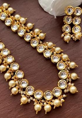 Cream Kundan Stone Work Alloy Necklace Set