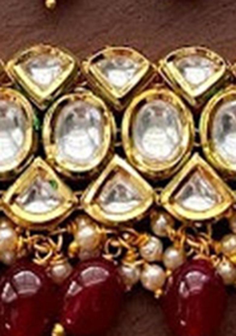 Maroon Kundan Stone Work Alloy Necklace Set