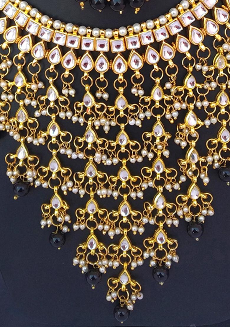Black Kundan Stone Work Alloy Necklace Set
