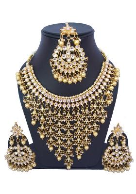 Golden And Cream Kundan Stone Work Alloy Necklace Set