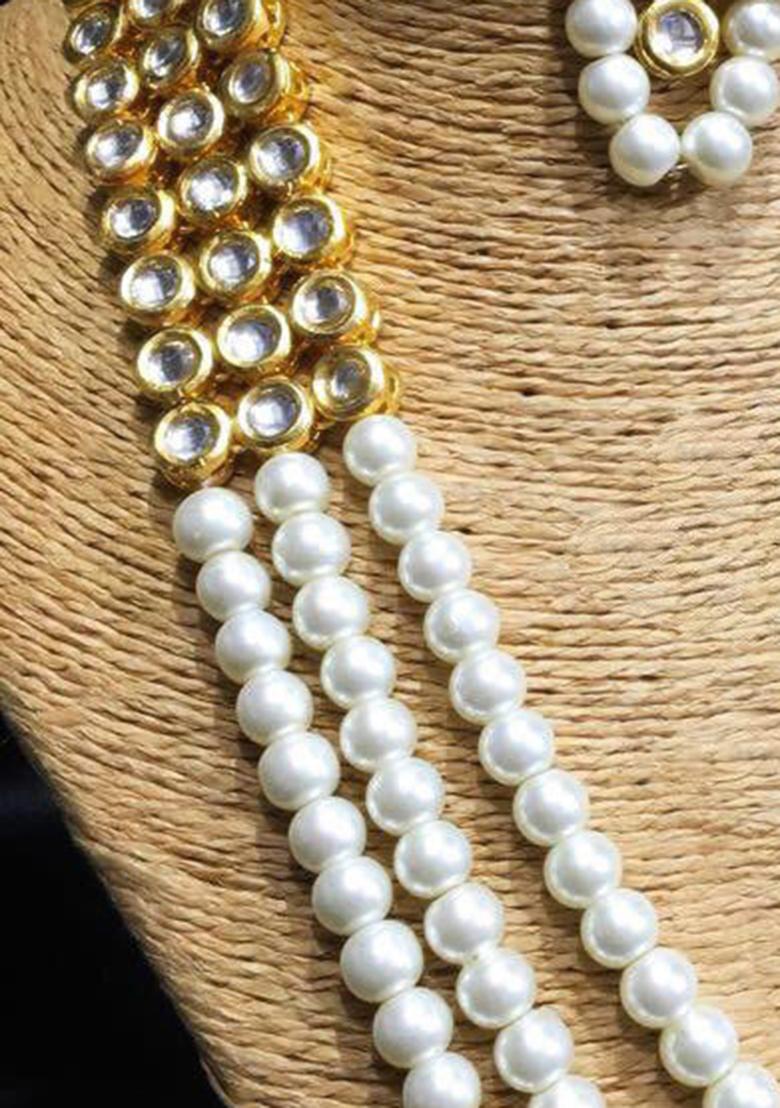 White Kundan Stone Work Alloy Necklace Set