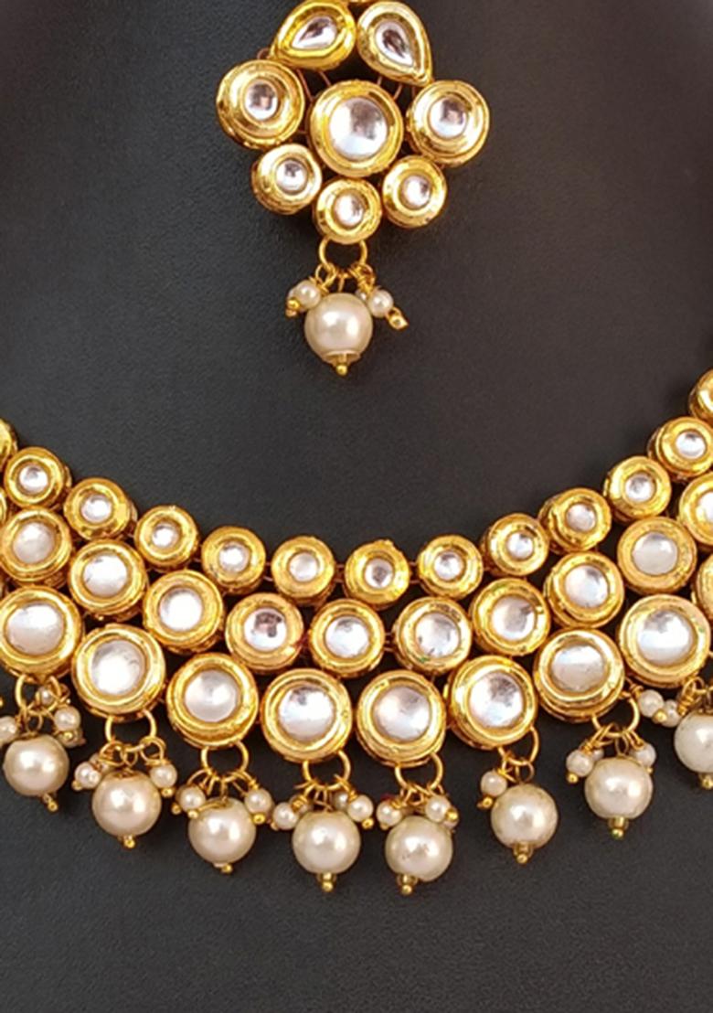 Cream Kundan Stone Work Alloy Necklace Set