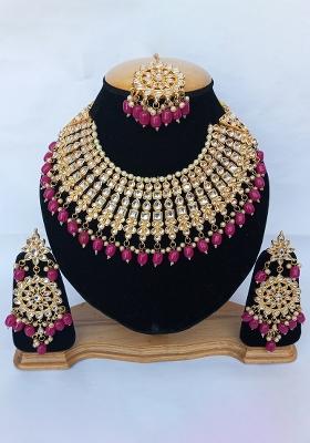 Peach Kundan Stone Work Alloy Jewellery Set