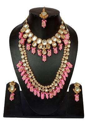 Light Orange Kundan Stone Work Alloy Jewellery Set