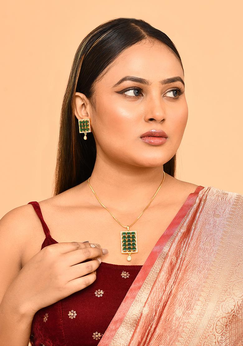 Green 3 Designer Pendant With 1 Pair Of Earring And Gold Plated Chain Jewellery Set