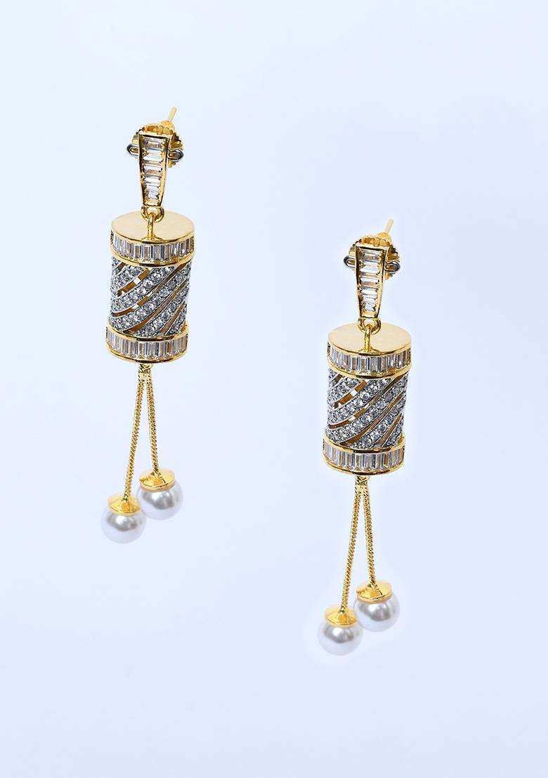 White 4 Designer Pendant With 1 Pair Of Earring And Gold Plated Chain Jewellery Set