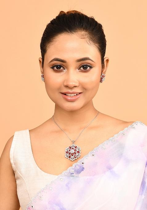 Red 6 Designer Pendant With 1 Pair Of Earring And Gold Plated Chain Jewellery Set