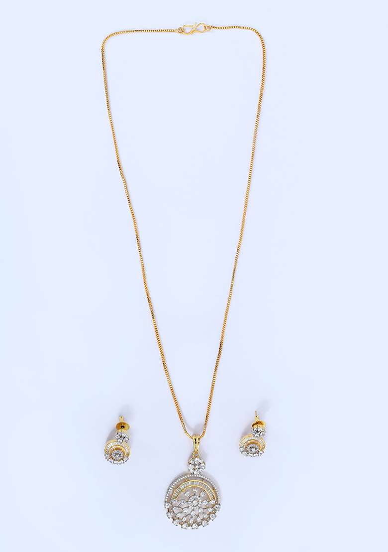 White 8 Designer Pendant With 1 Pair Of Earring And Gold Plated Chain Jewellery Set - Indya