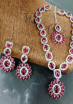 Red Silver Plated Ad Necklace Set