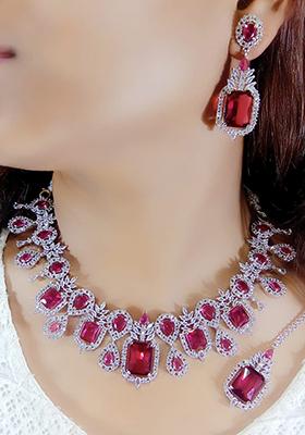 Red Silver Plated Ad Necklace Set