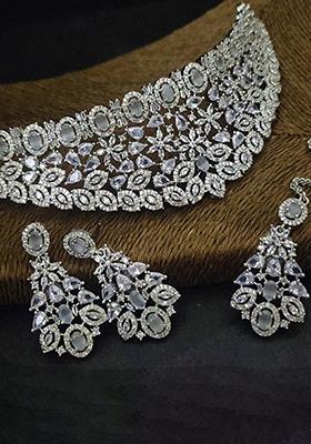 Grey Silver Plated Ad Necklace Set
