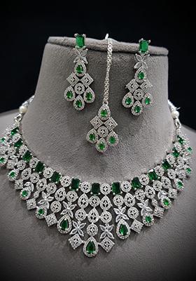 Green Silver Plated Ad Necklace Set