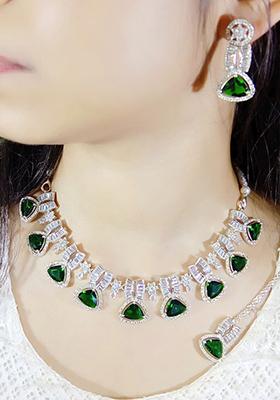 Green Silver Plated Ad Necklace Set