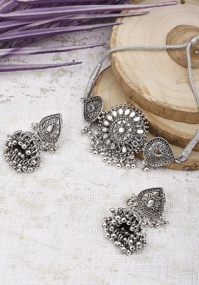 Grey Silver Plated Alloy Choker Set