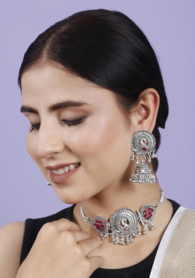 Maroon Silver Plated Alloy Choker Set