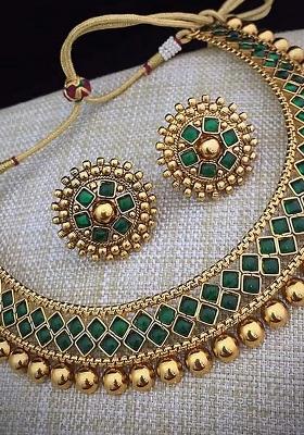 Green Gold Plated Alloy Necklace Set
