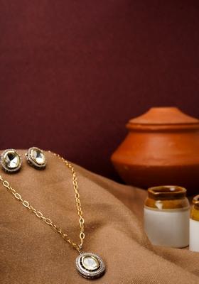 22Kt Gold Plated Oval Pendant Set