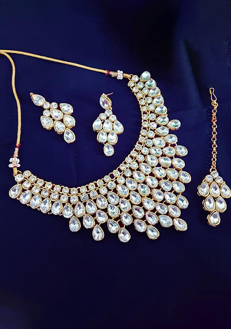 Gold Plated Golden Choker Alloy Necklace Set