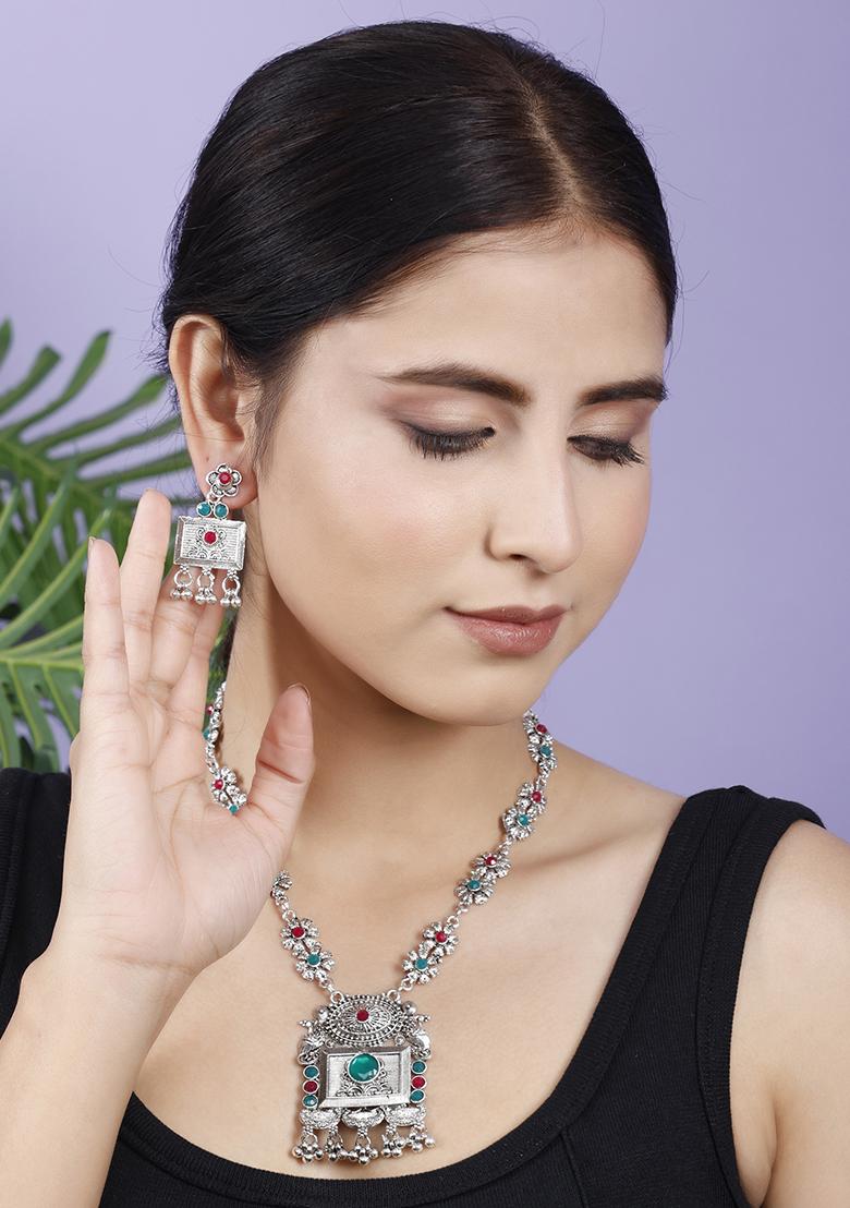 Silver Plated Multi Choker Alloy Necklace Set