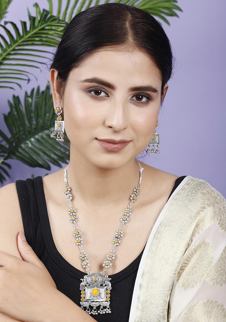 Silver Plated Yellow Choker Alloy Necklace Set