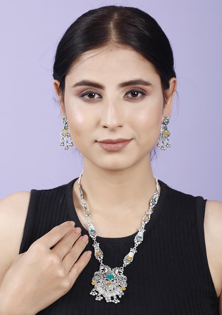 Silver Plated Multi Choker Alloy Necklace Set