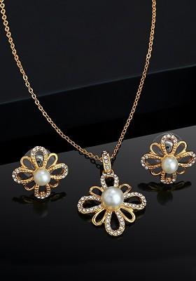 White Studded Gold Plated Necklace Set