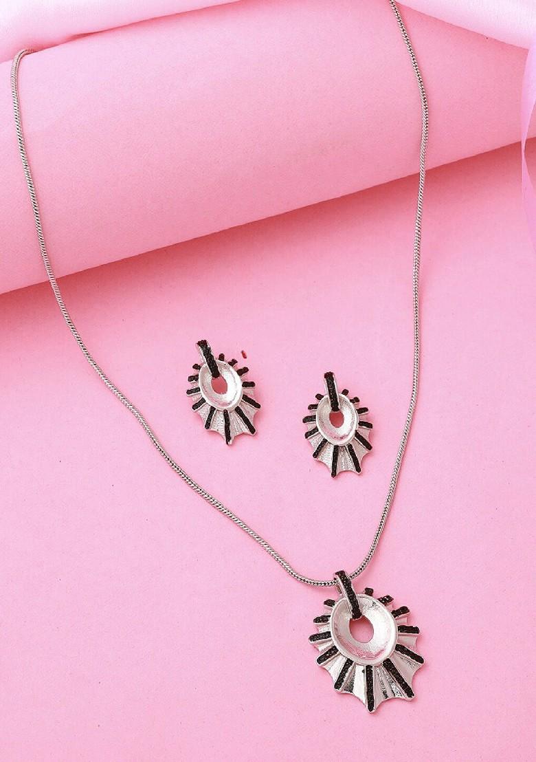 Black Studded Rhodium Plated Necklace Set