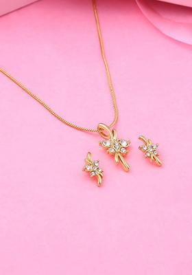 White Crystals Gold Plated Necklace Set