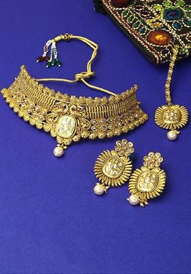 Gold Studded  And Beaded  Gold Plated Jewellery Set
