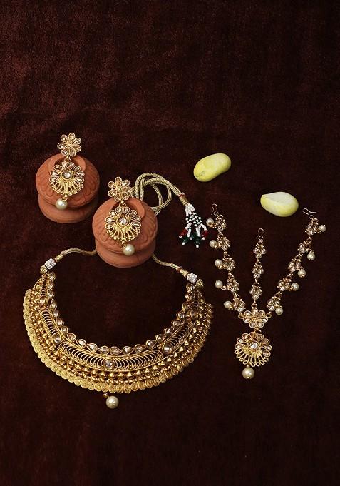Gold Stone Studded And Beaded Gold Plated Jewellery Set