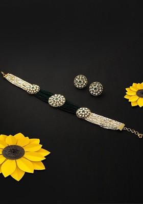 Gold Stone Studded And Beaded Gold Plated Jewellery Set