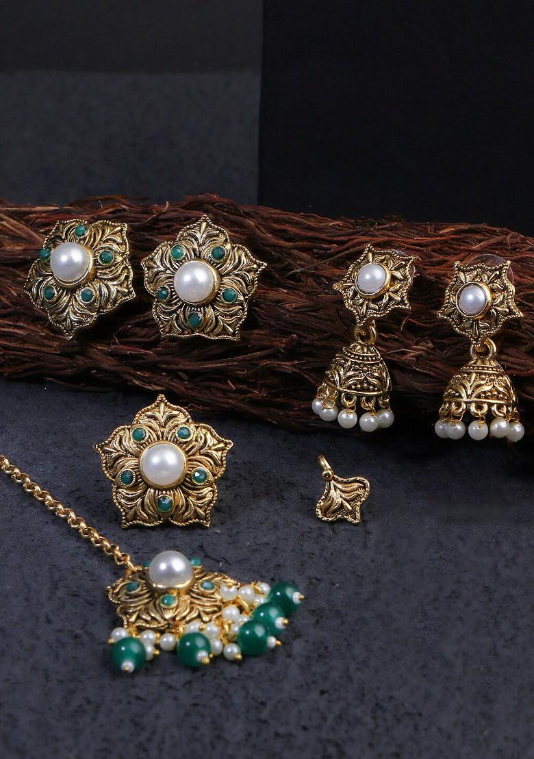 White Stone Studded And Beaded Gold Plated Jewellery Set