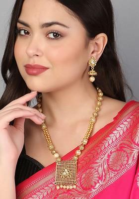 Gold Stone Studded And Beaded Gold Plated Jewellery Set