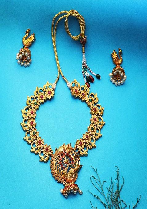 Gold Stone Studded And Beaded Gold Plated Jewellery Set