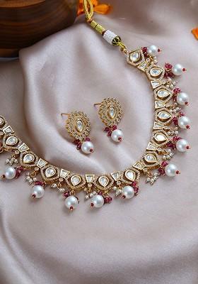Gold Studded  And Beaded  Gold Plated Jewellery Set
